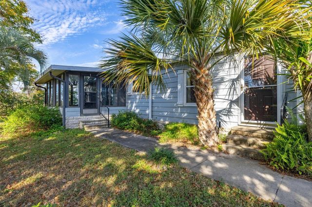 2118 CANOPY CIRCLE, Zellwood, FL 32798