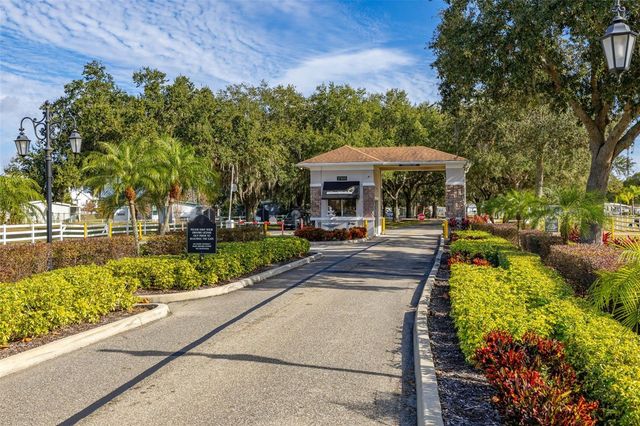 2118 CANOPY CIRCLE, Zellwood, FL 32798