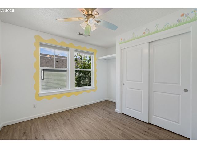 12115 Ne 40TH Cir, Vancouver, WA 98682