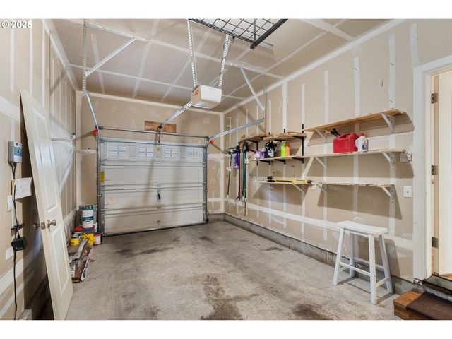 12115 Ne 40TH Cir, Vancouver, WA 98682