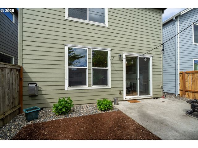 12115 Ne 40TH Cir, Vancouver, WA 98682