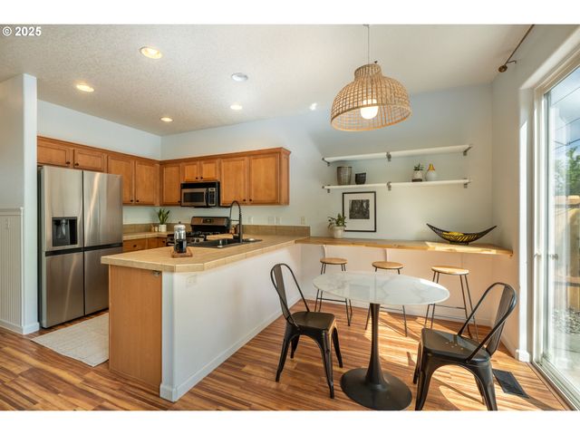 12115 Ne 40TH Cir, Vancouver, WA 98682
