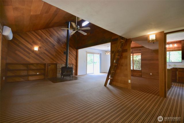 14812 Fox Hill Road SE, Yelm, WA 98597
