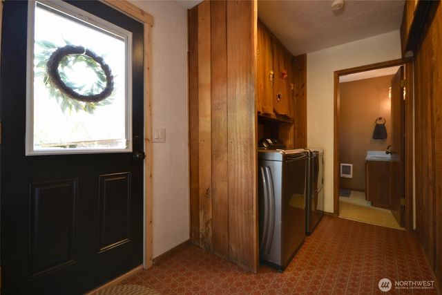 14812 Fox Hill Road SE, Yelm, WA 98597