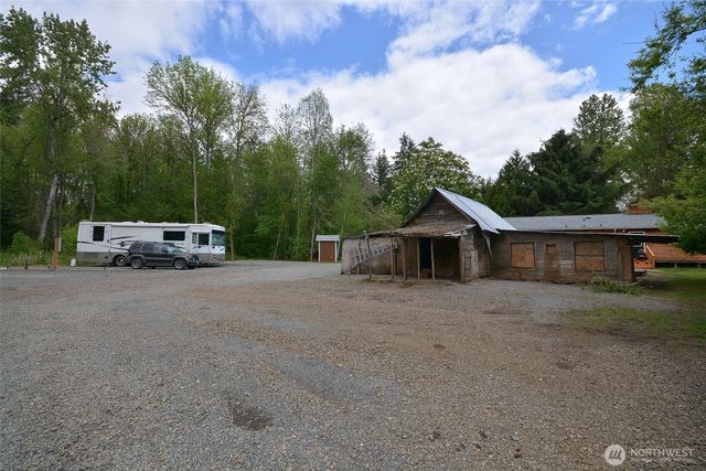 14812 Fox Hill Road SE, Yelm, WA 98597