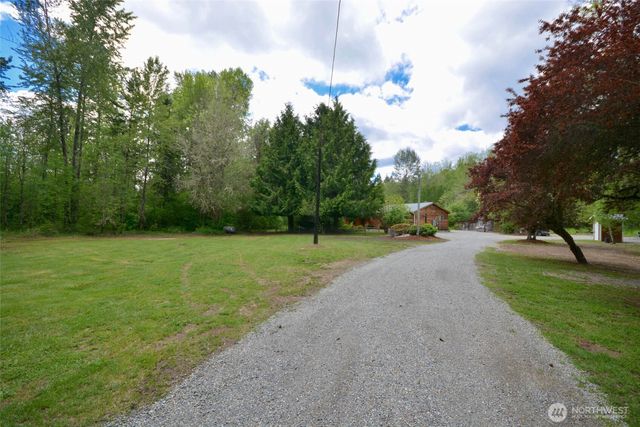 14812 Fox Hill Road SE, Yelm, WA 98597