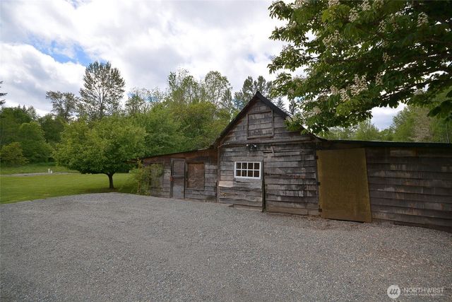 14812 Fox Hill Road SE, Yelm, WA 98597