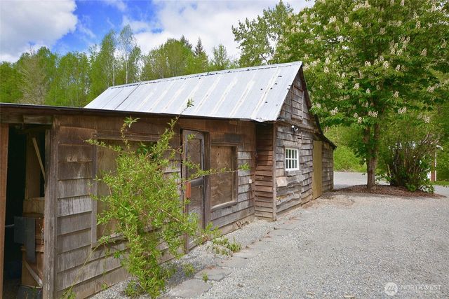 14812 Fox Hill Road SE, Yelm, WA 98597
