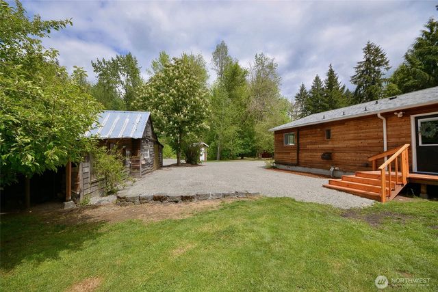 14812 Fox Hill Road SE, Yelm, WA 98597