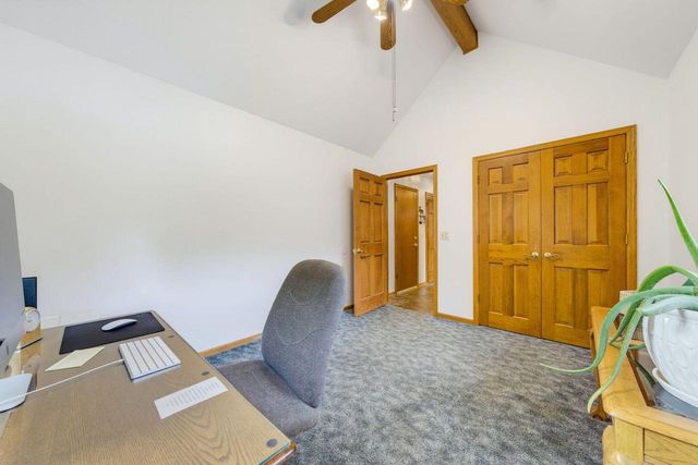 149 Hickory DRIVE, Delafield, WI 53018