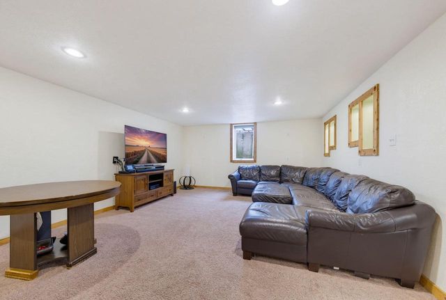 149 Hickory DRIVE, Delafield, WI 53018
