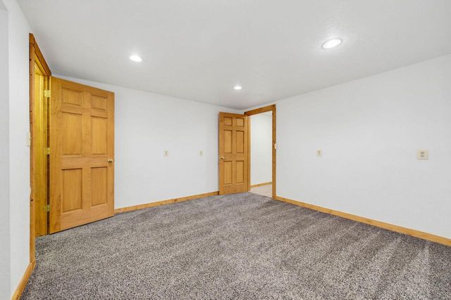 149 Hickory DRIVE, Delafield, WI 53018