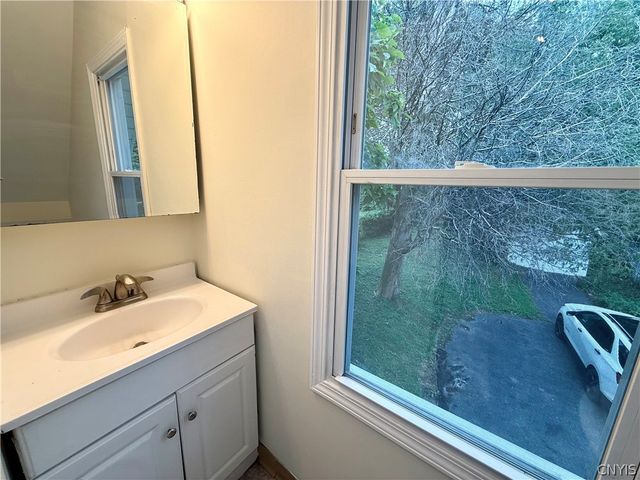 413 South Midler Avenue, Syracuse, NY 13206