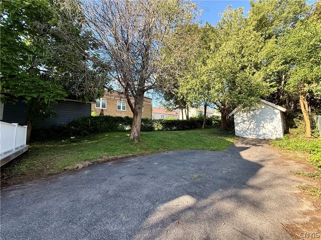 413 South Midler Avenue, Syracuse, NY 13206