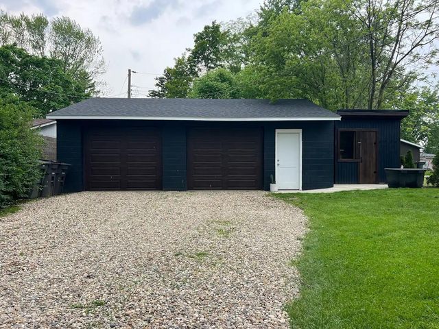 614 Magnolia Street, Three Oaks, MI 49128