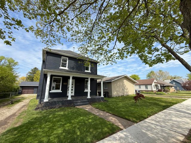 614 Magnolia Street, Three Oaks, MI 49128