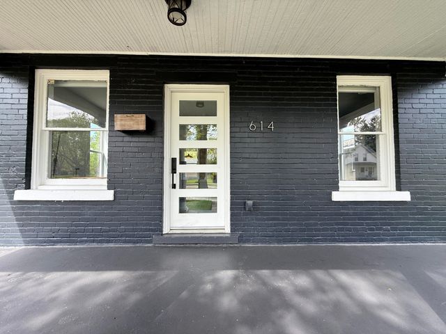 614 Magnolia Street, Three Oaks, MI 49128