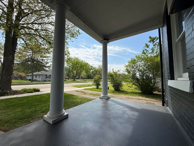 614 Magnolia Street, Three Oaks, MI 49128