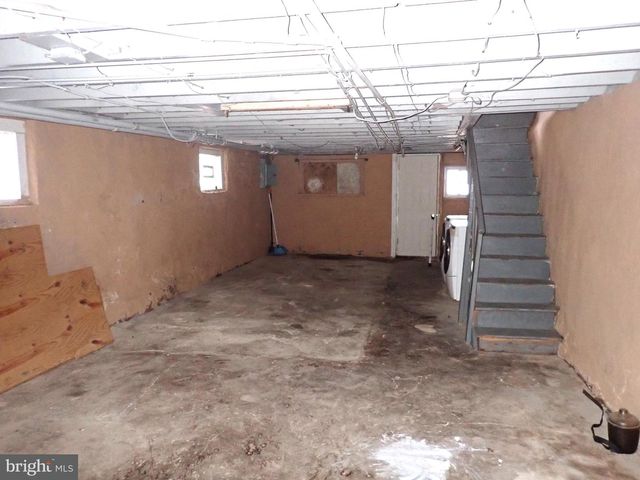 405 HAZEL AVE, Lansdowne, PA 19050