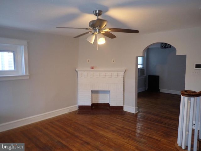 405 HAZEL AVE, Lansdowne, PA 19050