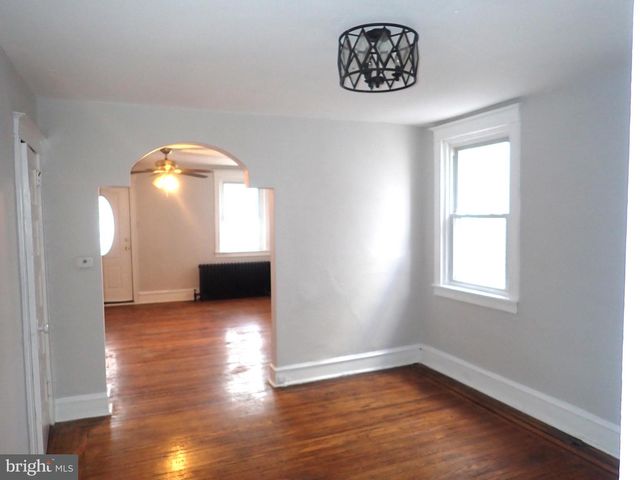 405 HAZEL AVE, Lansdowne, PA 19050