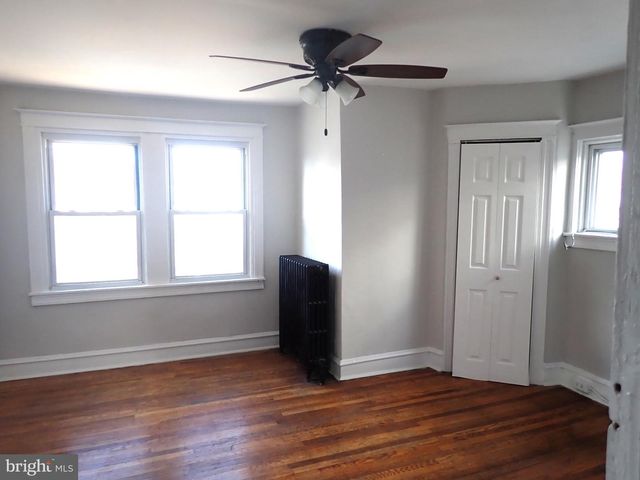 405 HAZEL AVE, Lansdowne, PA 19050