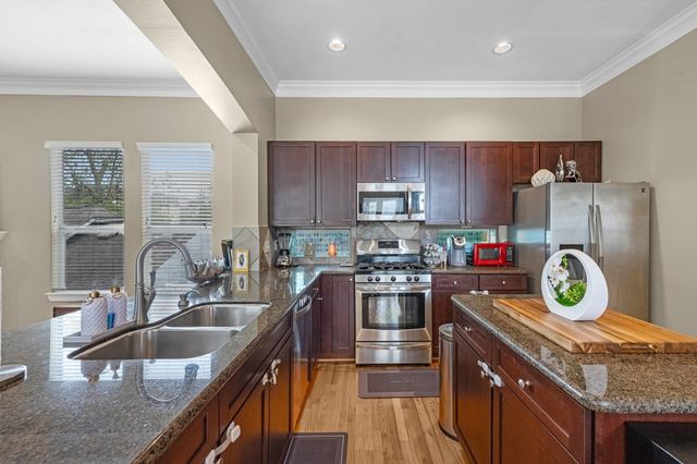 5717 Petty Street, Houston, TX 77007