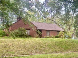 1006 Bennington Avenue NE, Massillon, OH 44646