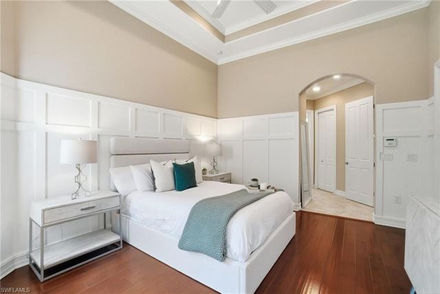 7291 Acorn WAY, Naples, FL 34119