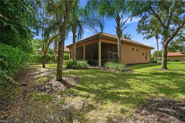 7291 Acorn WAY, Naples, FL 34119