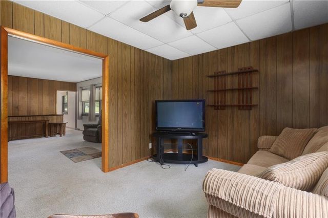 401 S 20 Street, Leavenworth, KS 66048