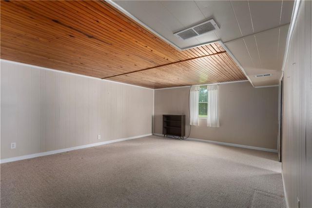 401 S 20 Street, Leavenworth, KS 66048