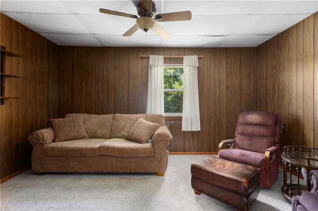 401 S 20 Street, Leavenworth, KS 66048