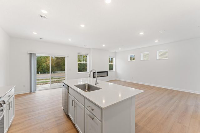 10541 Harbor Lane, Maple Grove, MN 55369