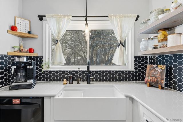 845 Olive Street, Oxford Charter Township, MI 48371