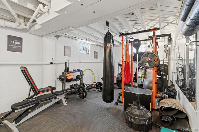 845 Olive Street, Oxford Charter Township, MI 48371