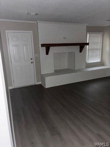 2046 25th E, Tuscaloosa, AL 35404