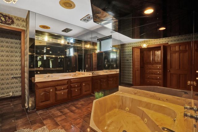 17151 SW 62nd Court, Southwest Ranches, FL 33331