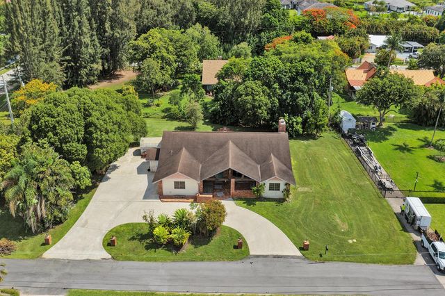 17151 SW 62nd Court, Southwest Ranches, FL 33331