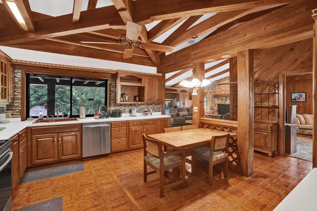 17151 SW 62nd Court, Southwest Ranches, FL 33331