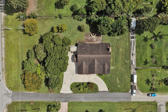 17151 SW 62nd Court, Southwest Ranches, FL 33331
