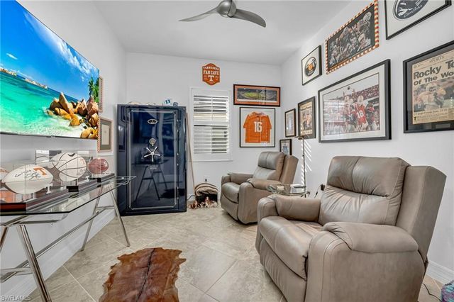 2324 Grenadines WAY, Naples, FL 34120