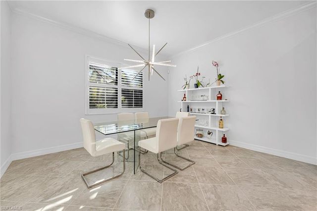 2324 Grenadines WAY, Naples, FL 34120