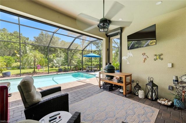 2324 Grenadines WAY, Naples, FL 34120