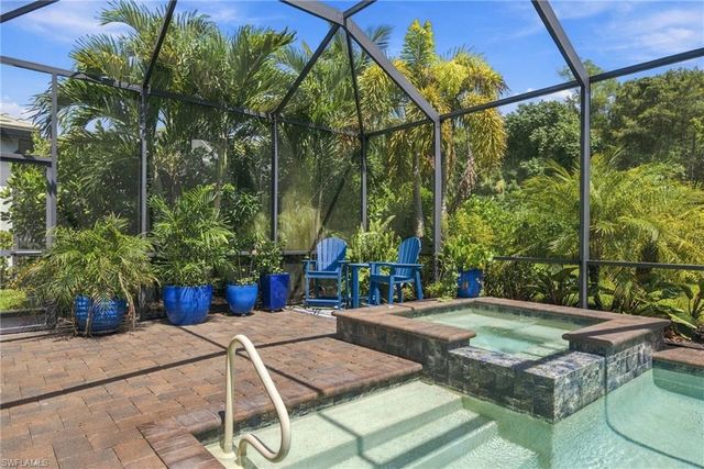 2324 Grenadines WAY, Naples, FL 34120