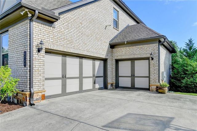 6740 Mount Holly Way, Suwanee, GA 30024