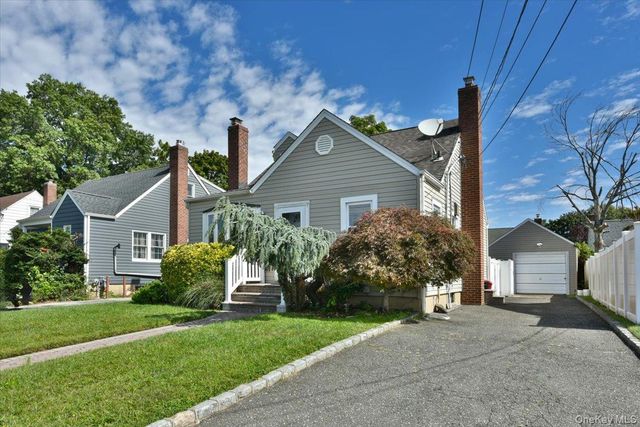 413 Stewart Avenue, North Bellmore, NY 11710