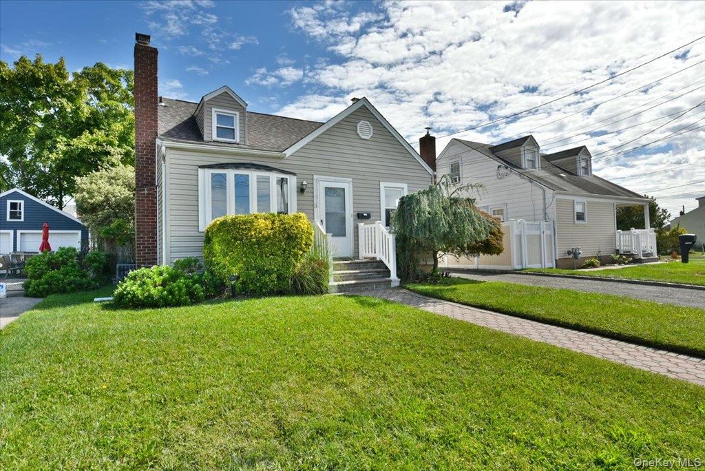 413 Stewart Avenue, North Bellmore, NY 11710 — photo 3
