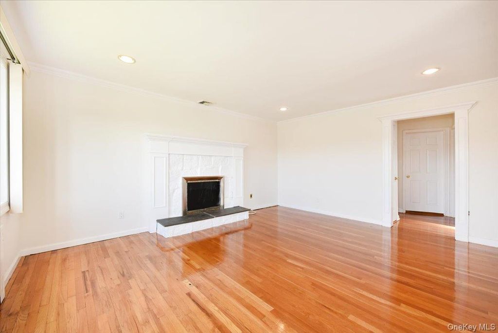 413 Stewart Avenue, North Bellmore, NY 11710 — photo 5