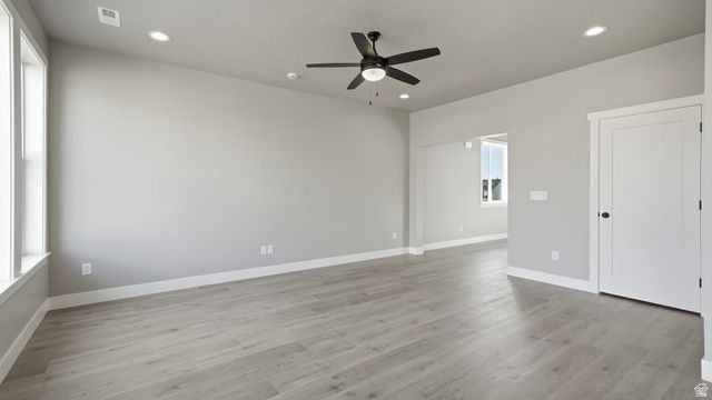 3385 E BAYWATER DR, Eagle Mountain, UT 84005